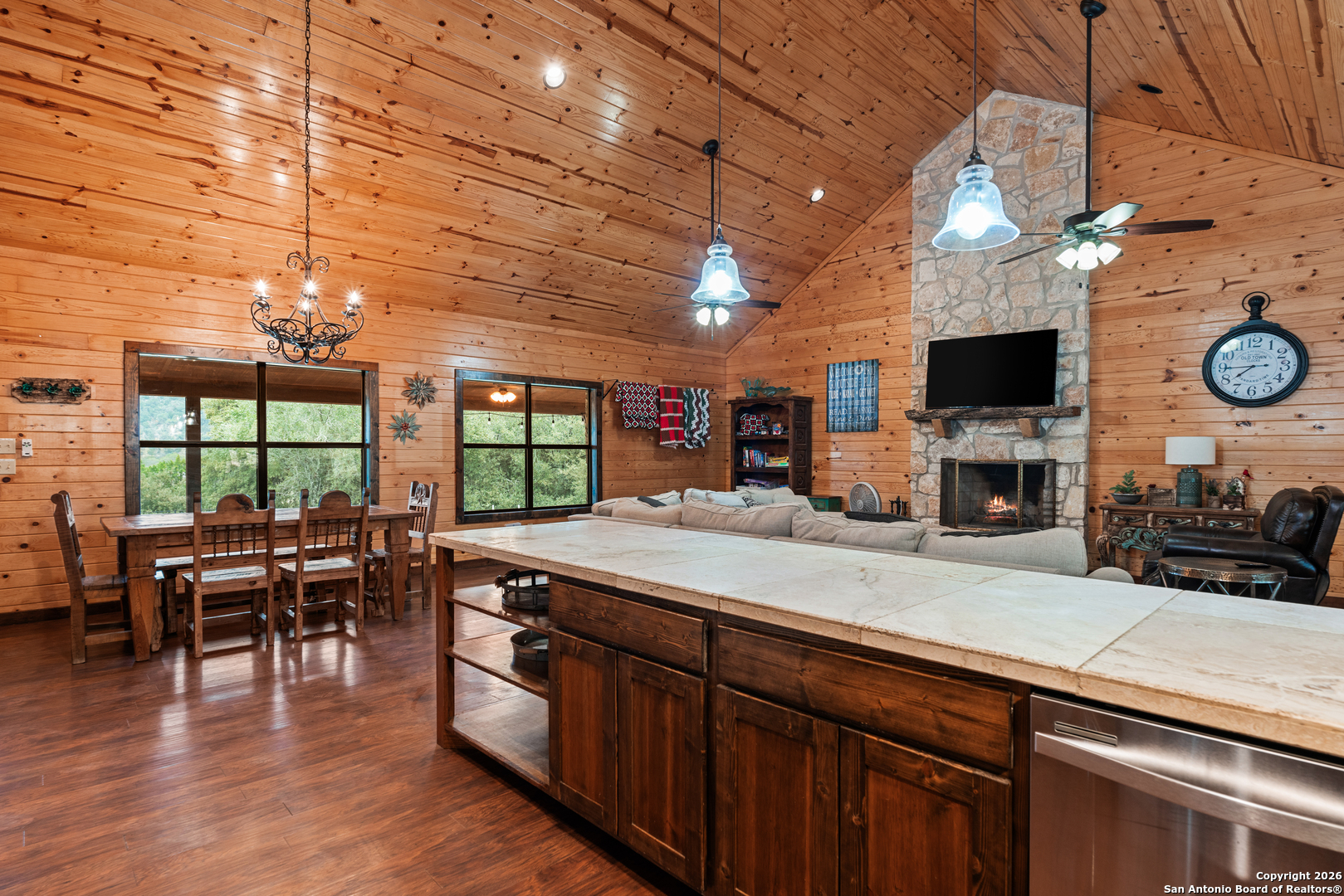 1539 River Road Concan TX 78838