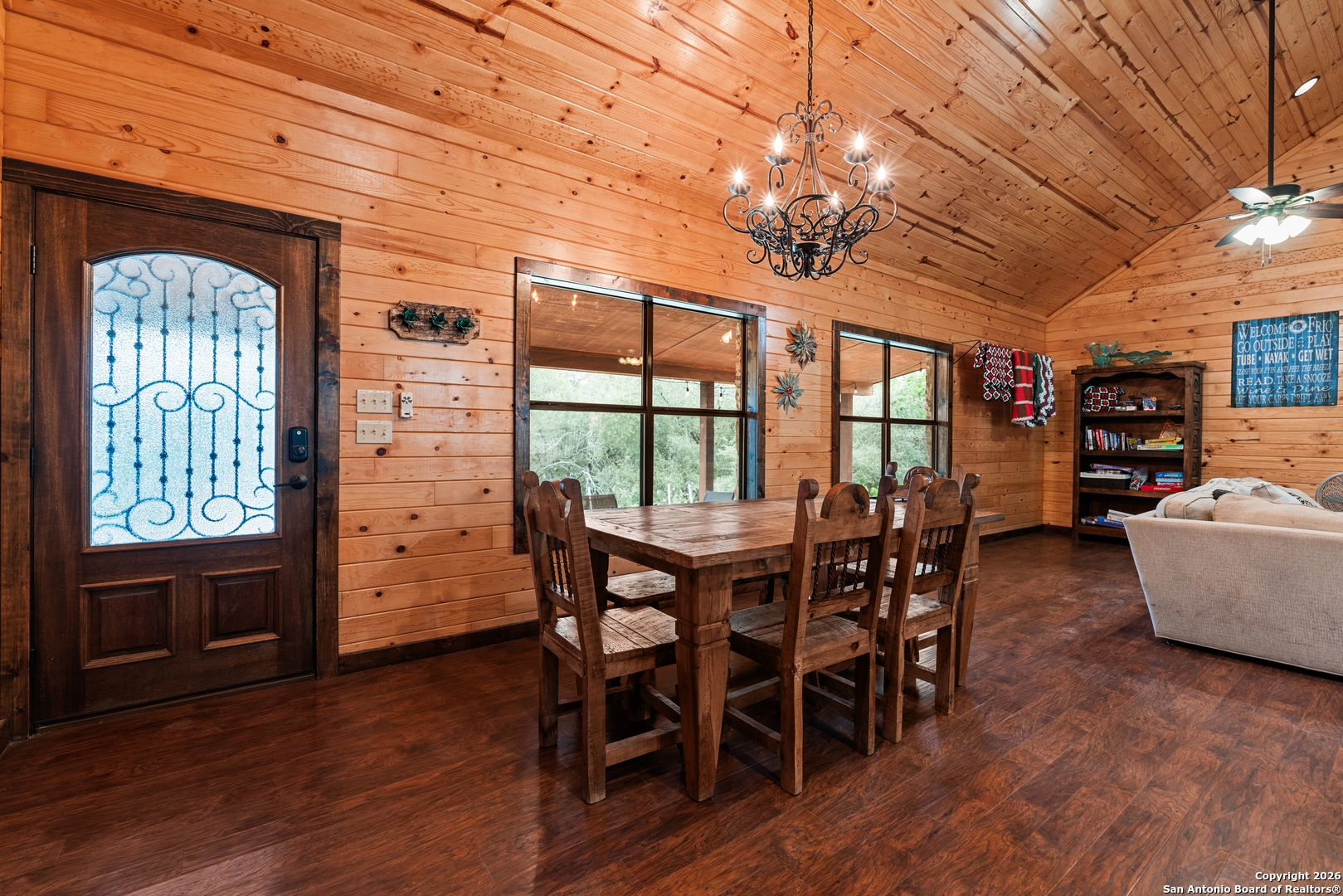 1539 River Road Concan TX 78838