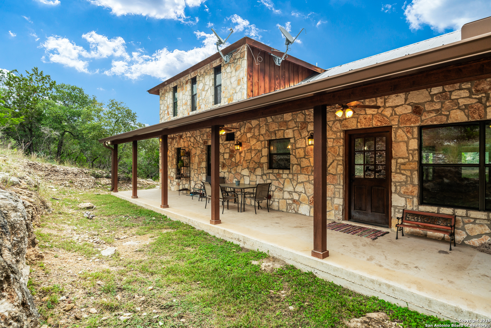 1539 River Road Concan TX 78838