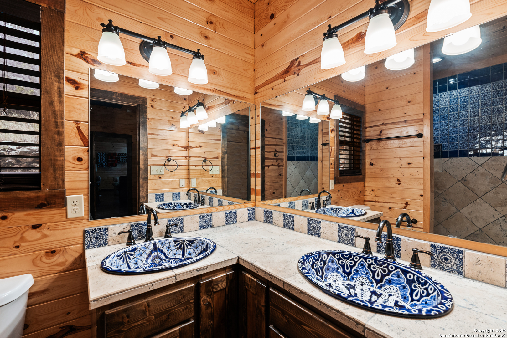 1539 River Road Concan TX 78838