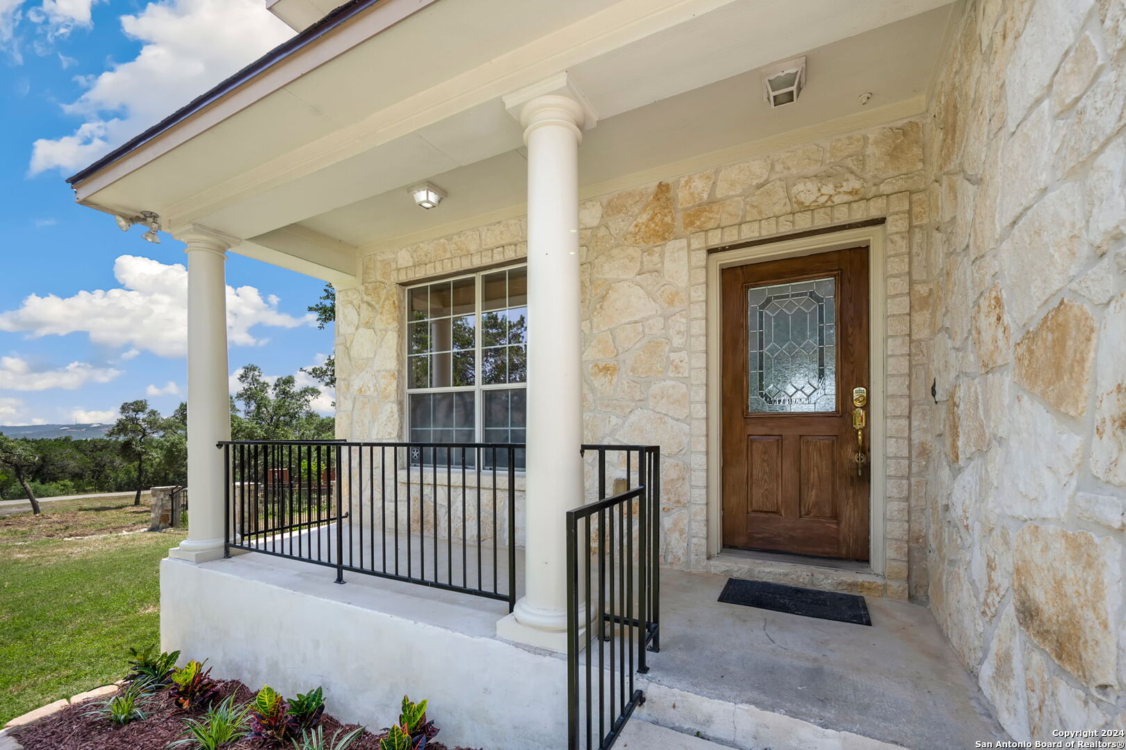 17132 Bandera Road Helotes TX 78023