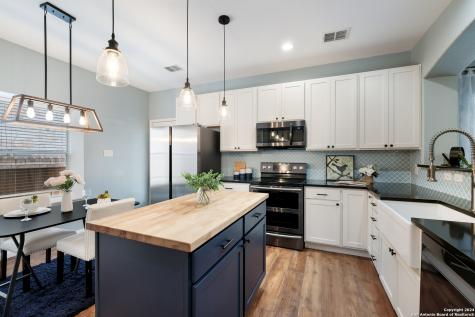 13723 Tramonto Hill San Antonio TX 78253