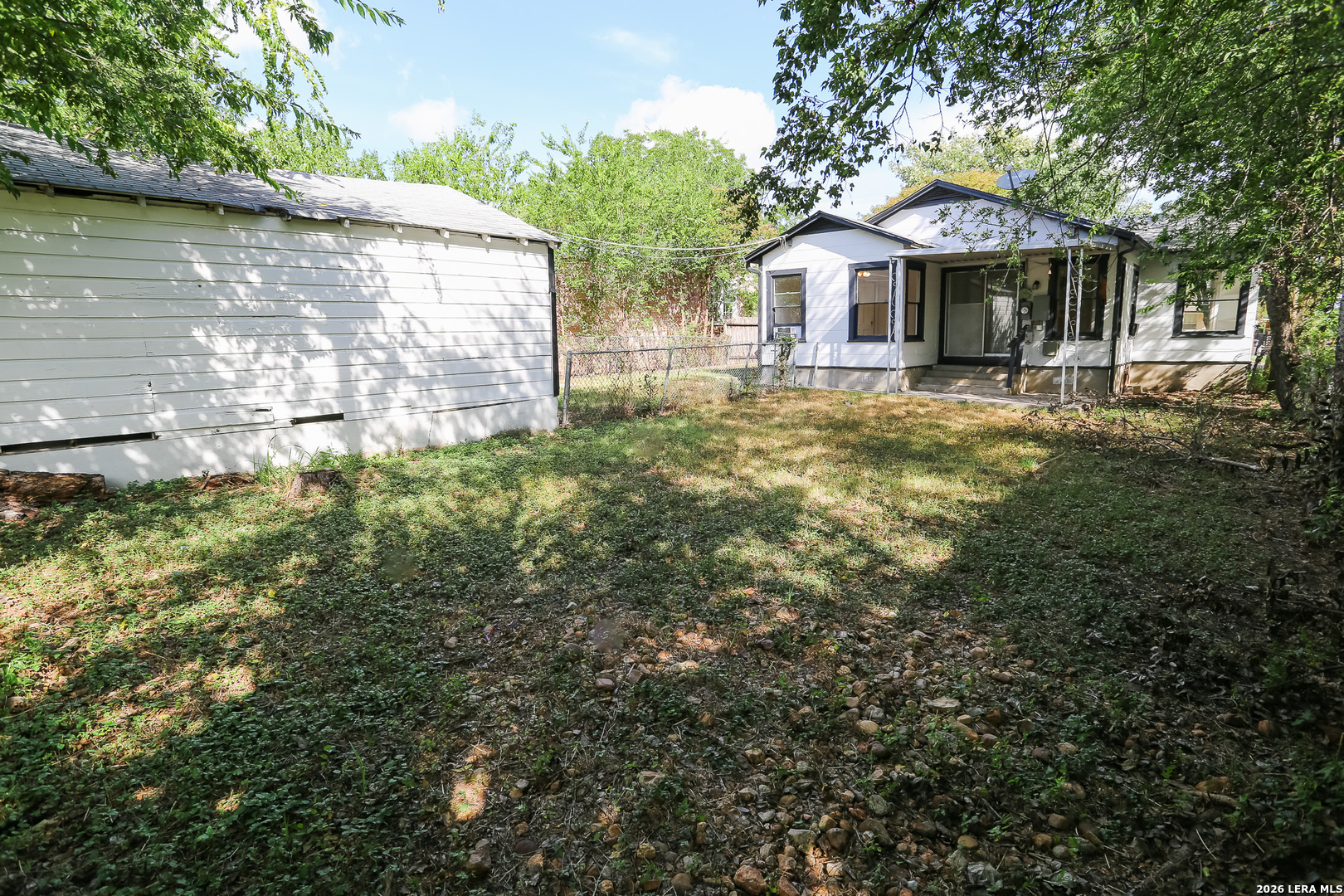 1418 W Lullwood Avenue San Antonio TX 78201