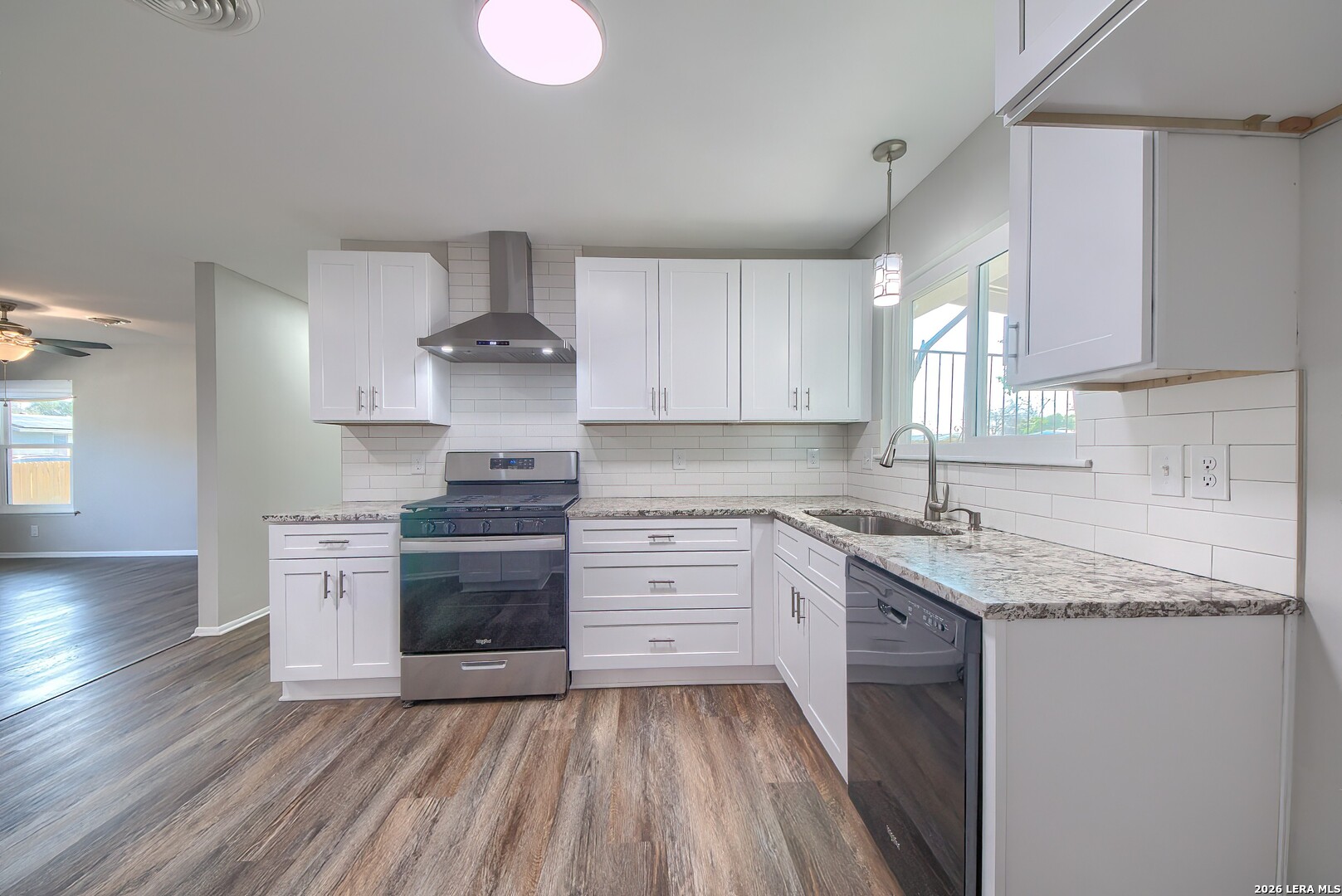 3710 Van Dyke San Antonio TX 78218
