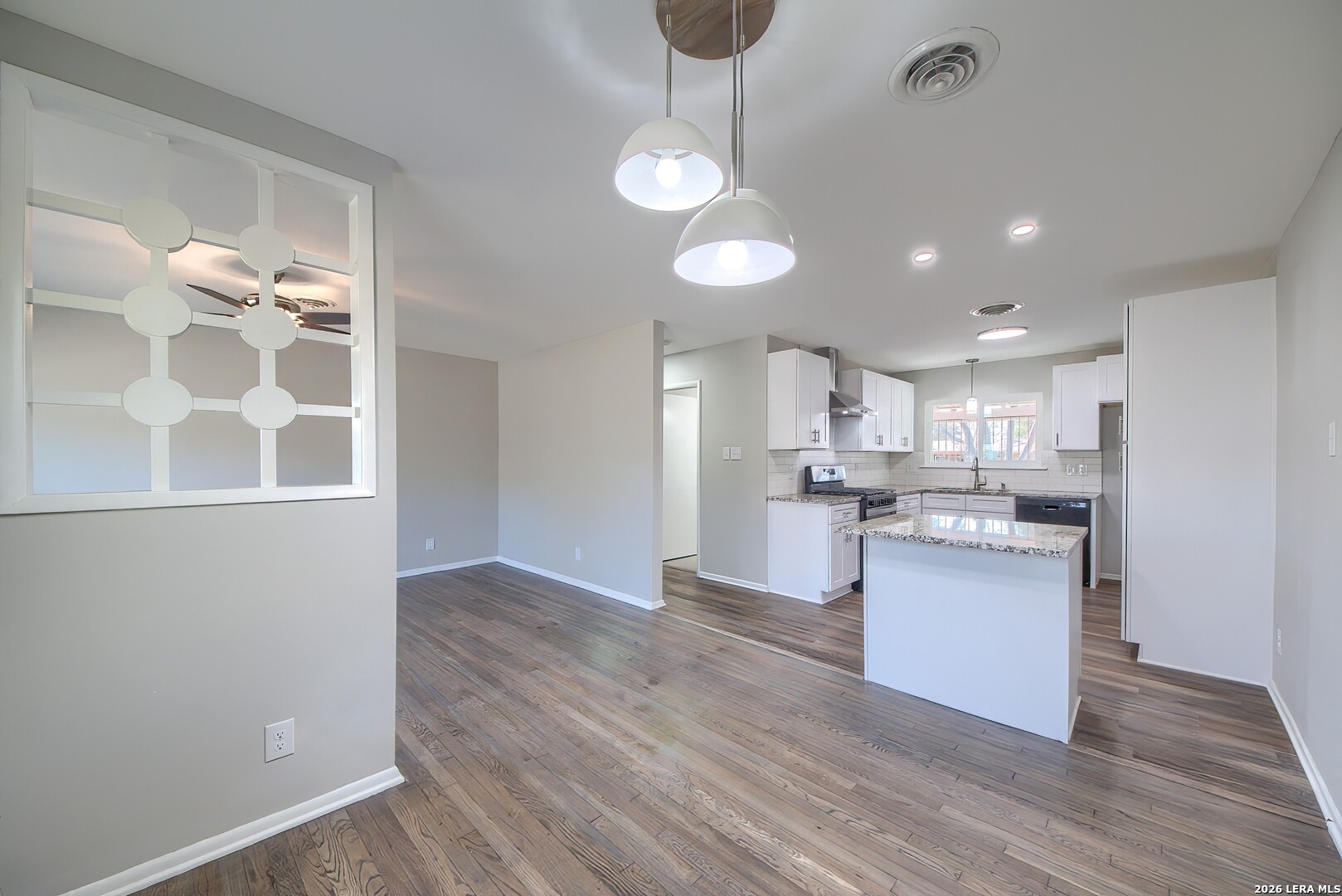 3710 Van Dyke San Antonio TX 78218