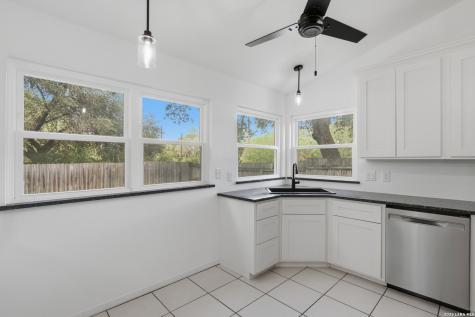 7002 Quail Wilde San Antonio TX 78250