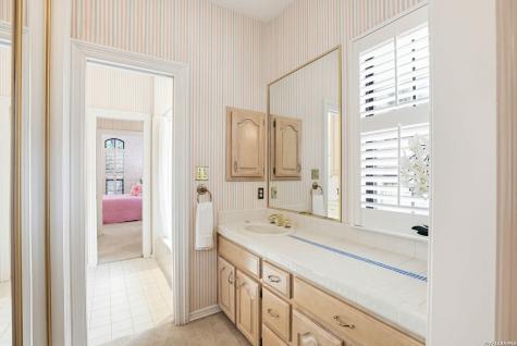 19221 Heather Forest San Antonio TX 78258