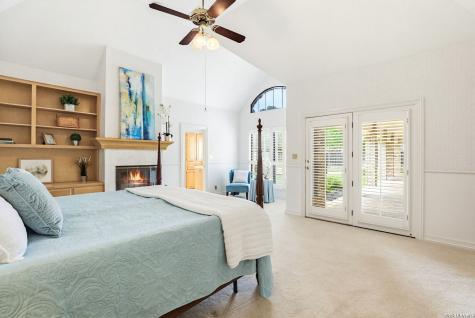 19221 Heather Forest San Antonio TX 78258