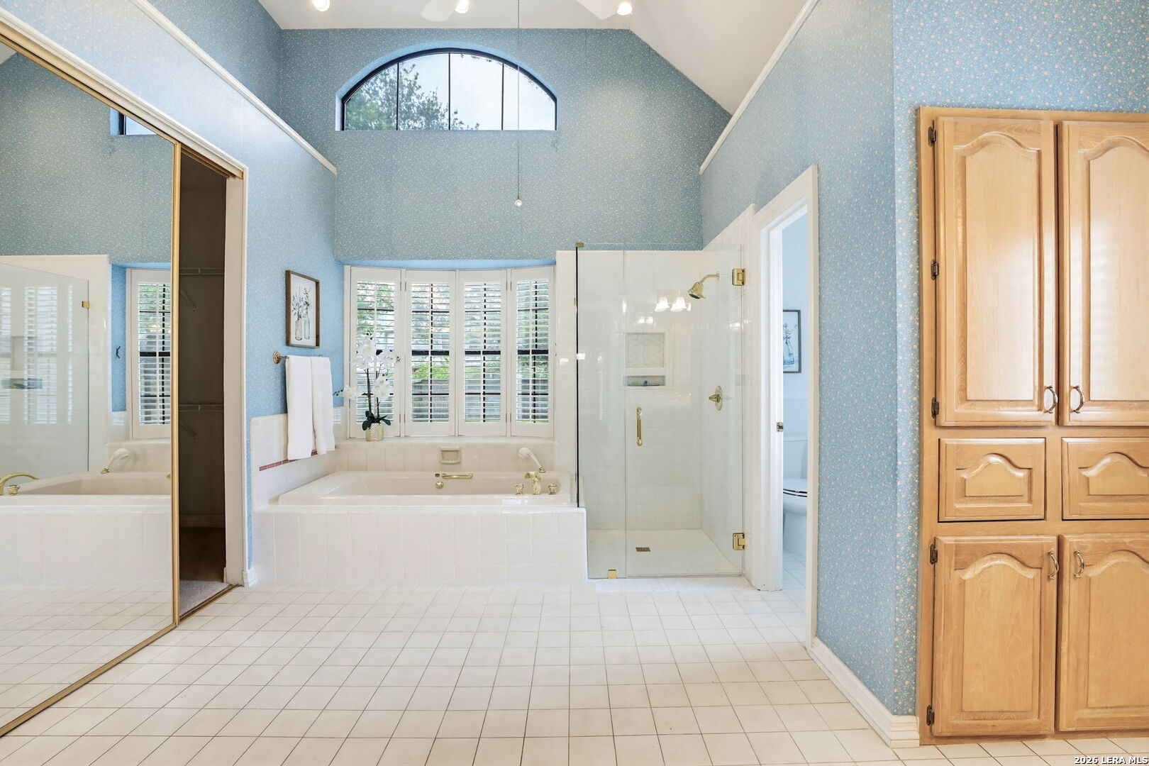 19221 Heather Forest San Antonio TX 78258