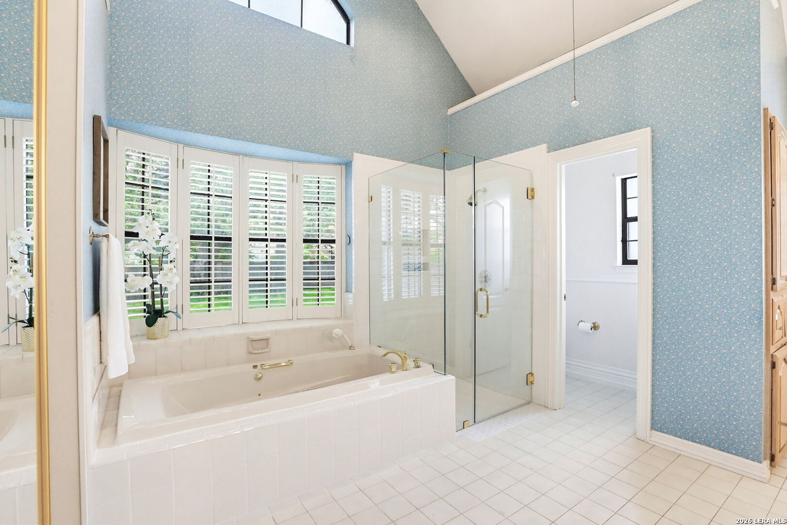 19221 Heather Forest San Antonio TX 78258