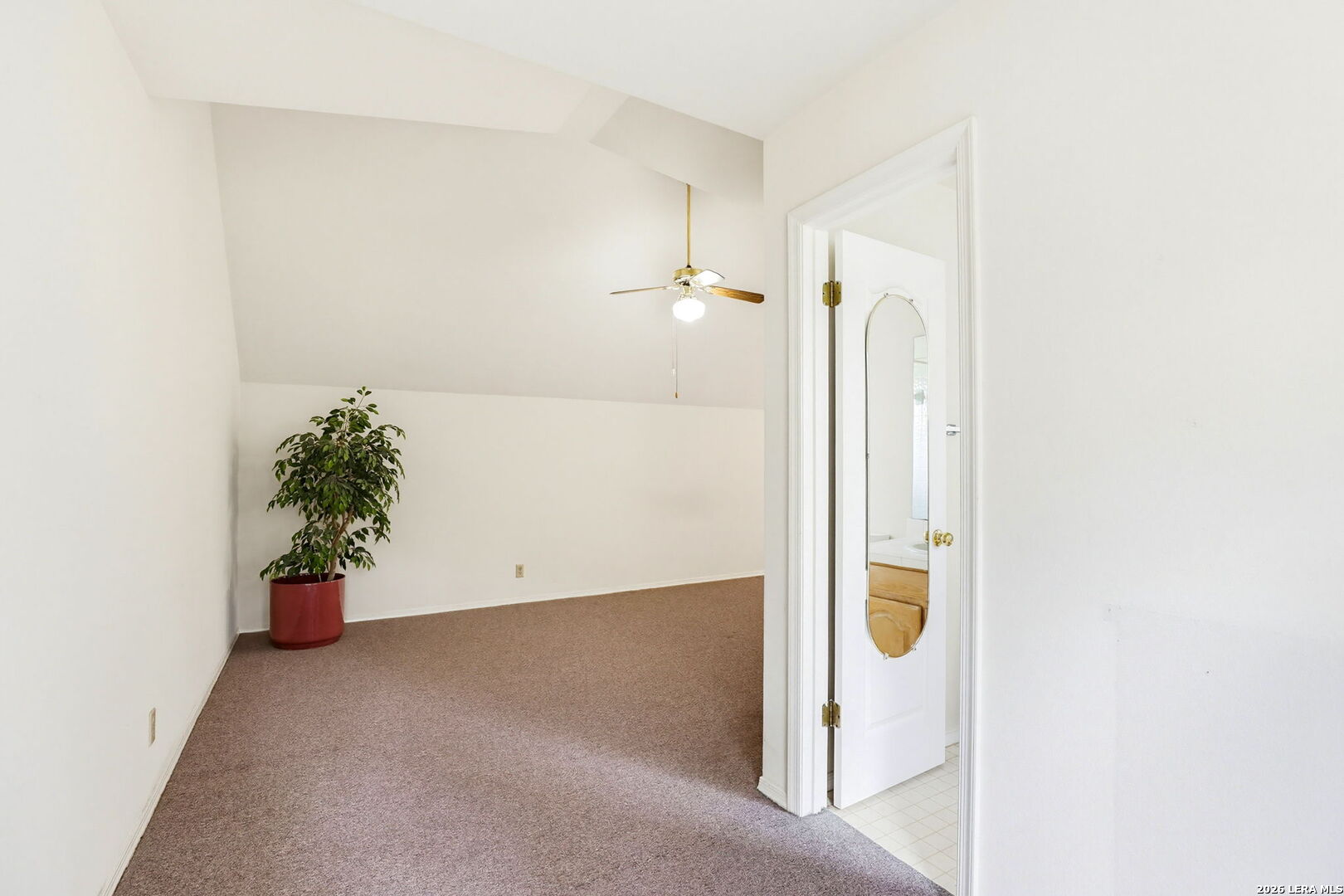 19221 Heather Forest San Antonio TX 78258