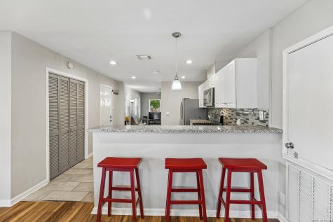 250 Benita San Antonio TX 78210