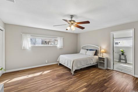 250 Benita San Antonio TX 78210