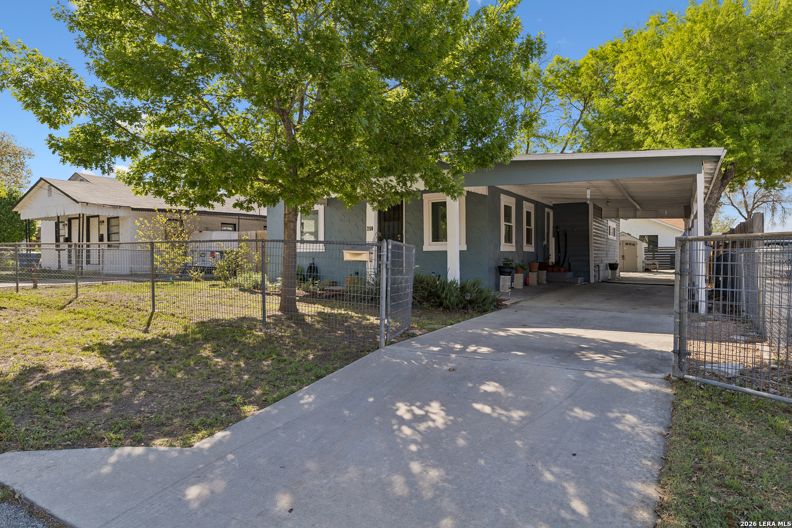 250 Benita San Antonio TX 78210