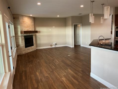 1524 Freshwater Bulverde TX 78163