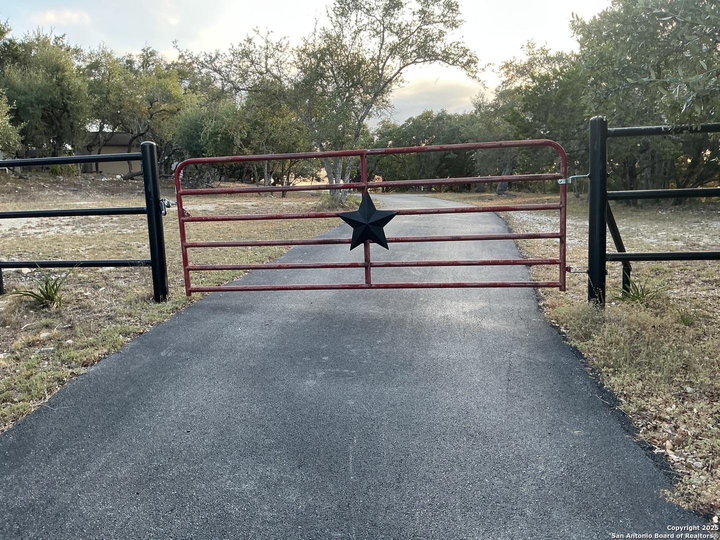 1524 Freshwater Bulverde TX 78163