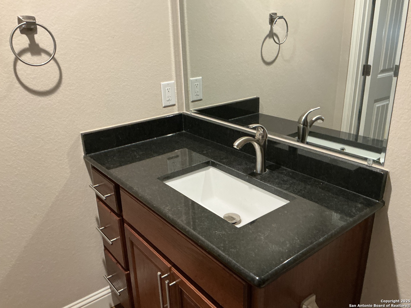 1524 Freshwater Bulverde TX 78163