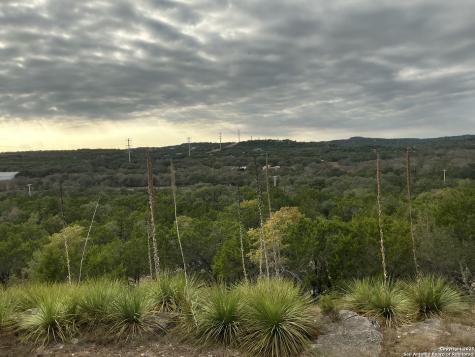 1524 Freshwater Bulverde TX 78163