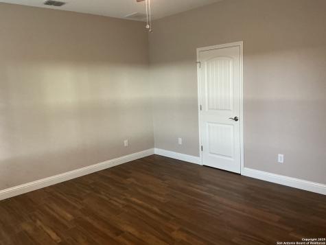 1524 Freshwater Bulverde TX 78163
