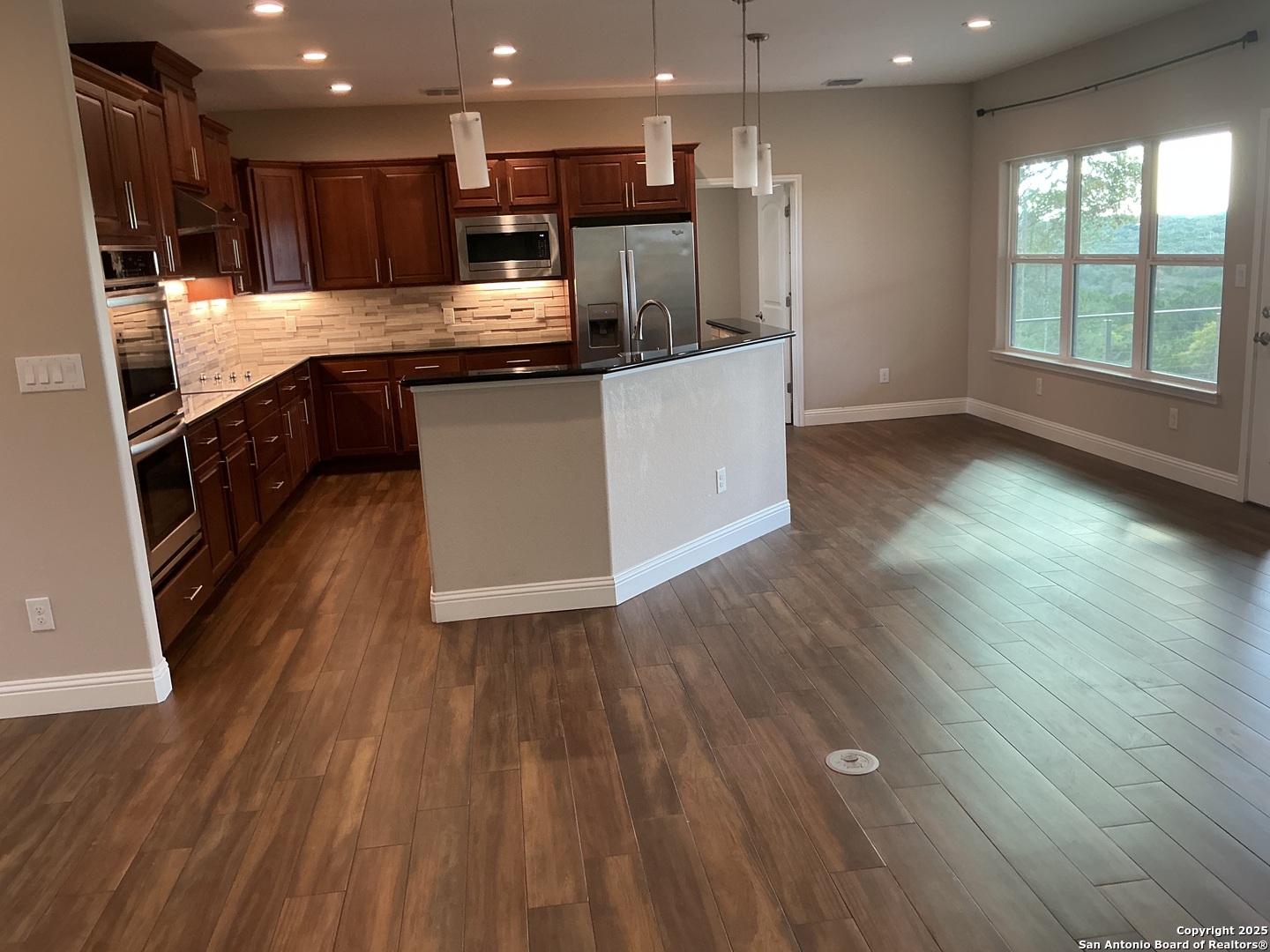 1524 Freshwater Bulverde TX 78163