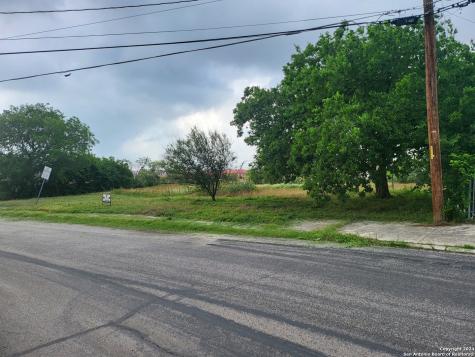 519 Bee Street San Antonio TX 78208