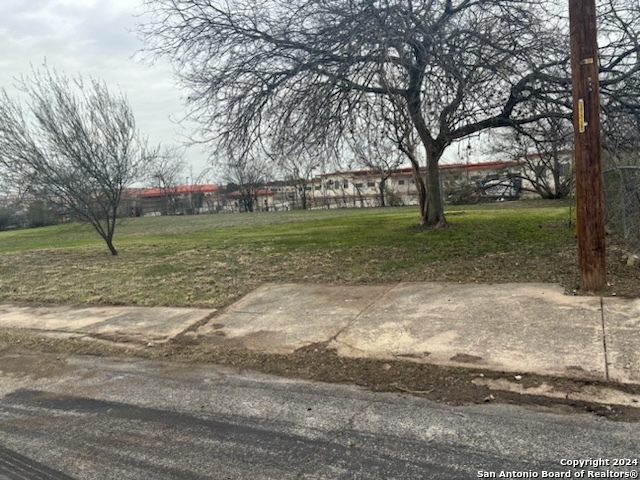 519 Bee Street San Antonio TX 78208