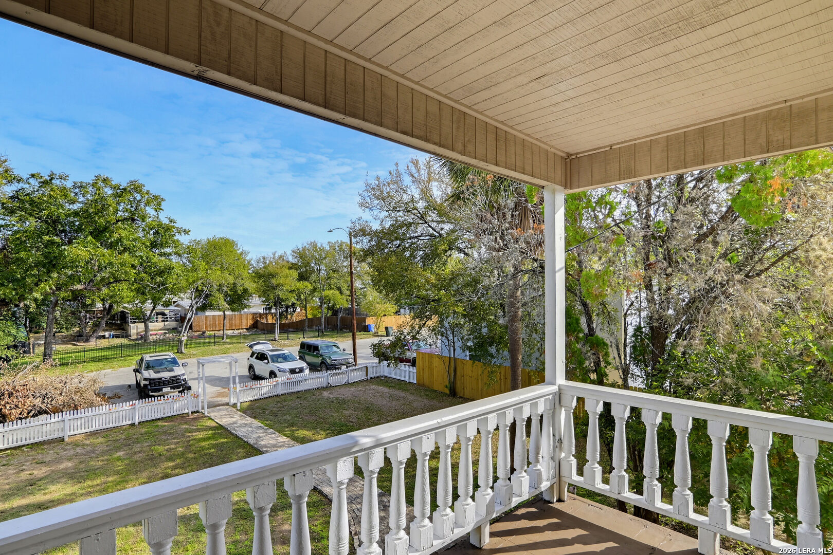 221 W Washington Seguin TX 78155