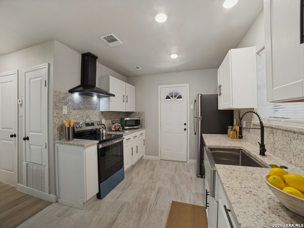 119 Livingston San Antonio TX 78214