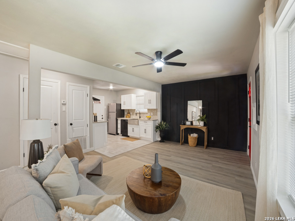 119 Livingston San Antonio TX 78214