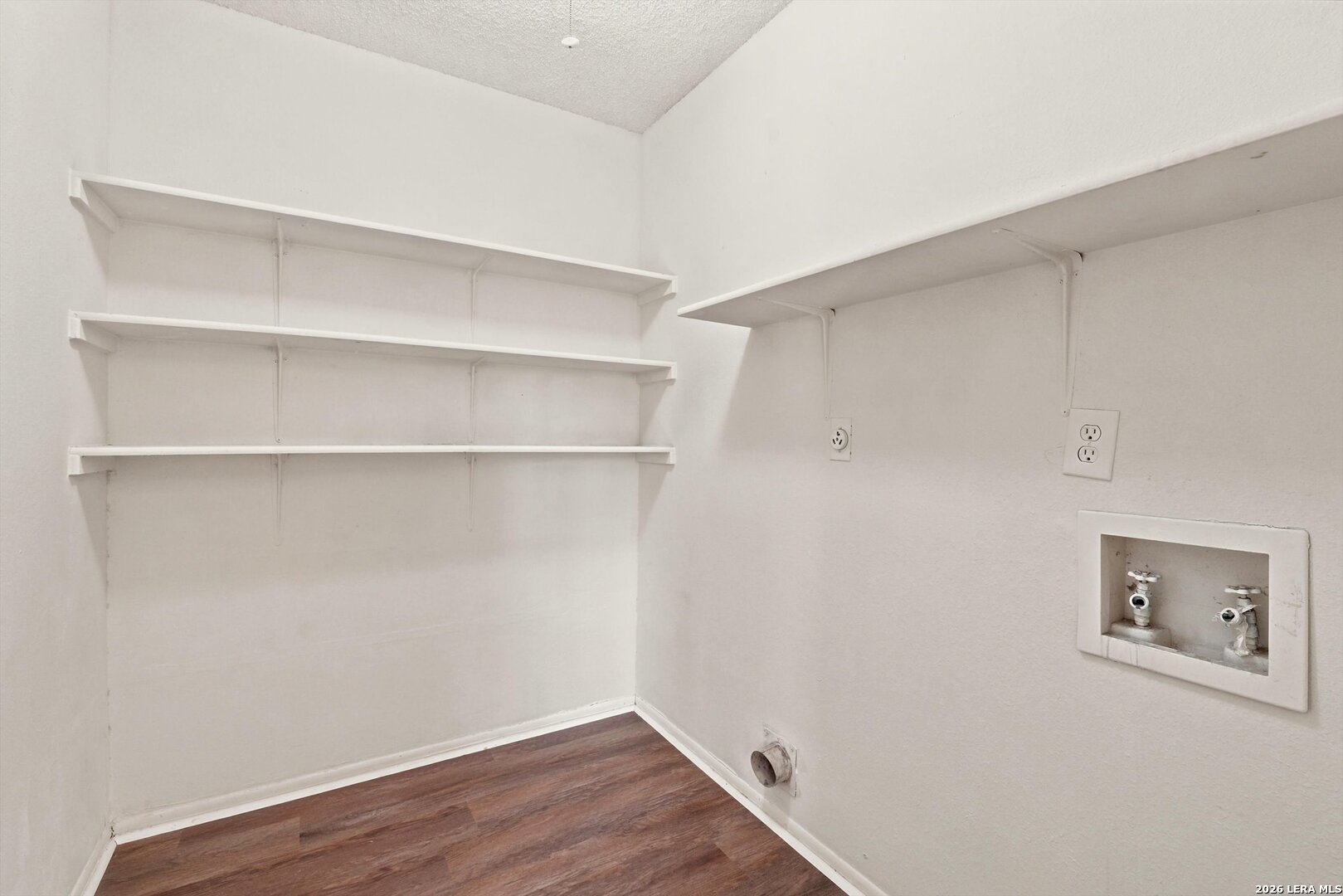 9307 Bendell San Antonio TX 78250
