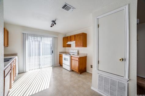 9734 Crescent Moon San Antonio TX 78245