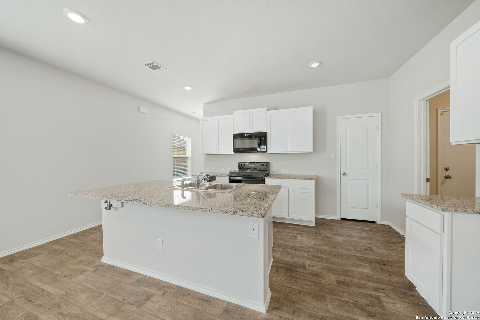 3727 Prairie Pond San Antonio TX 78264