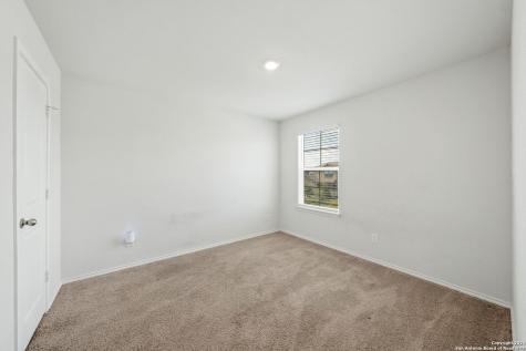 3727 Prairie Pond San Antonio TX 78264