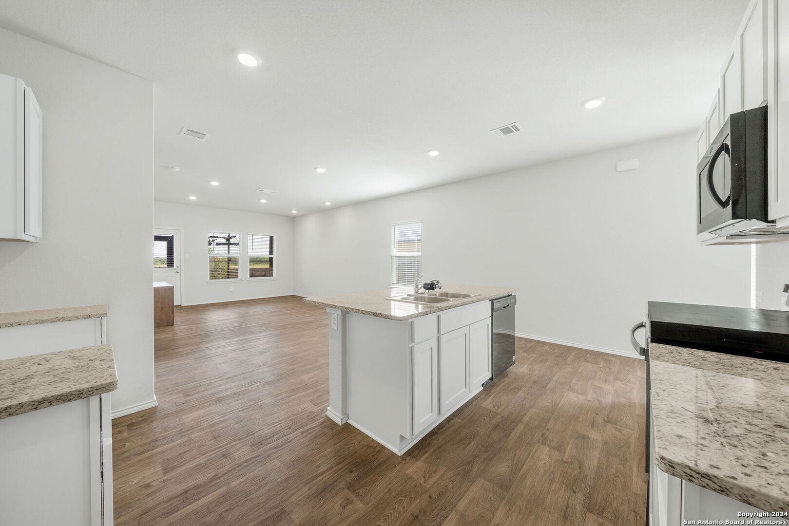 3727 Prairie Pond San Antonio TX 78264