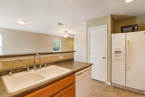 938 Spello Circle San Antonio TX 78253