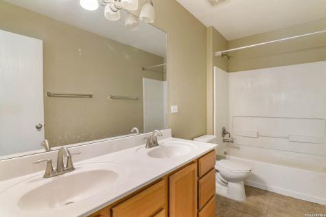 938 Spello Circle San Antonio TX 78253