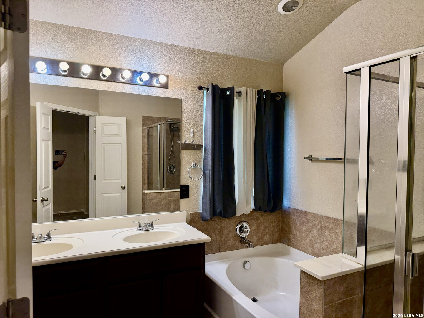 2706 Just My Style San Antonio TX 78245