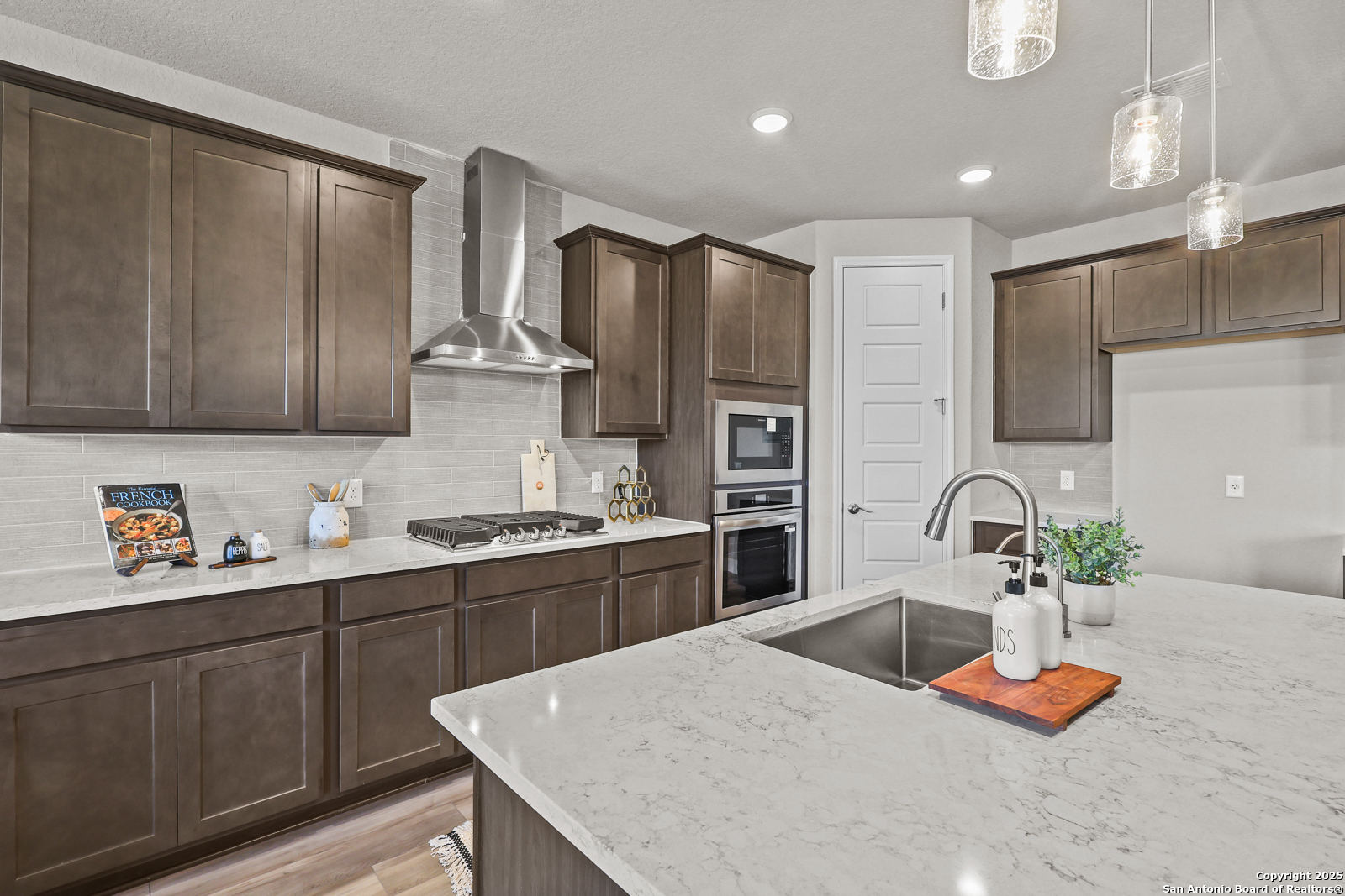 283 Jereth Crossing Castroville TX 78009