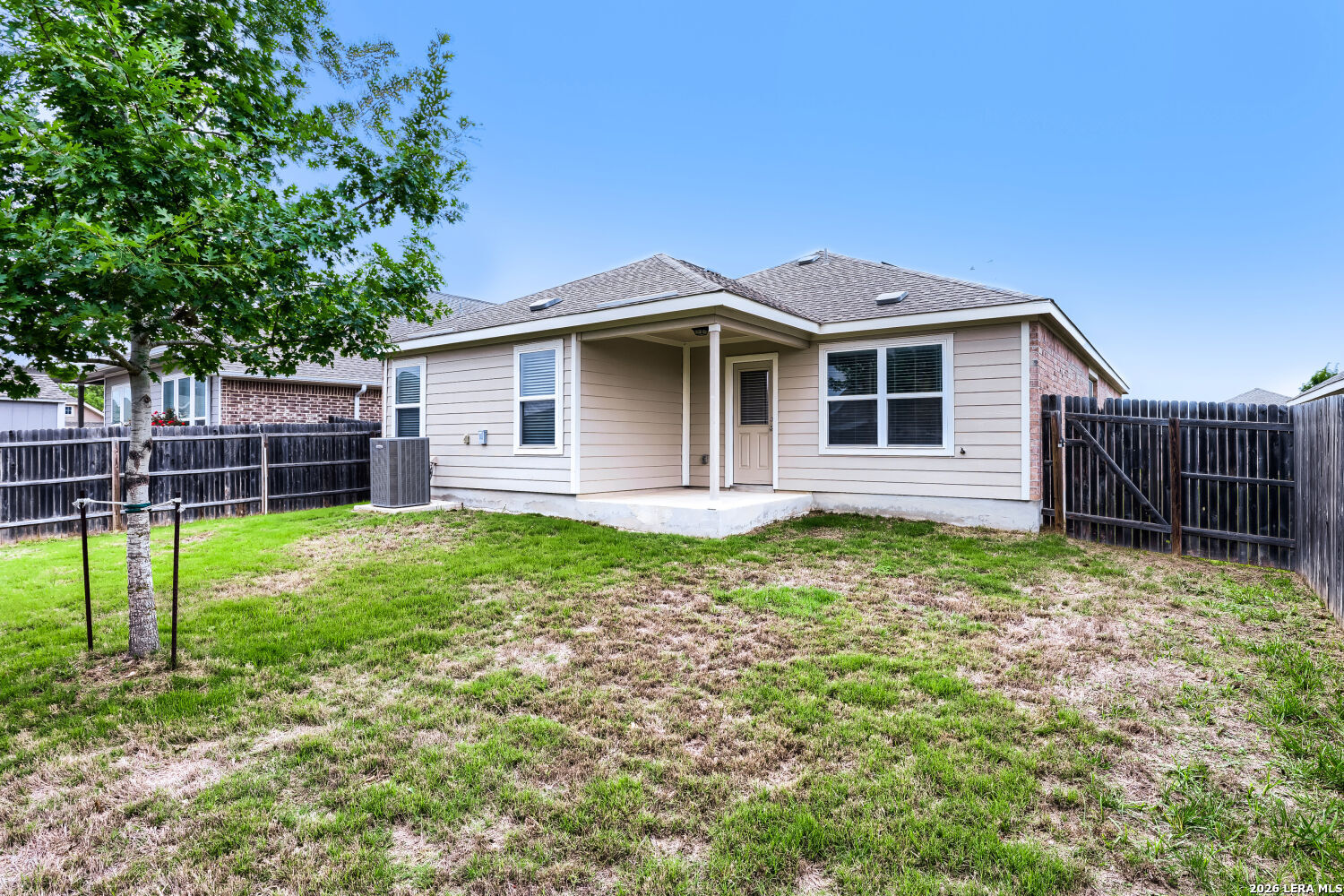 257 Holland Park Schertz TX 78108