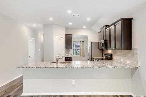 257 Holland Park Schertz TX 78108