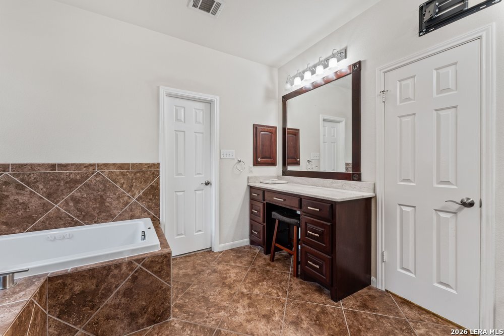 6519 Grove Creek San Antonio TX 78256