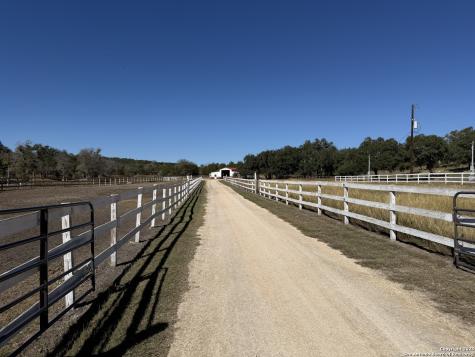1841 Oak Meadows Canyon Lake TX 78133