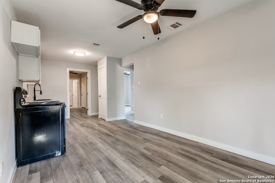 2017 Lyons Street San Antonio TX 78207