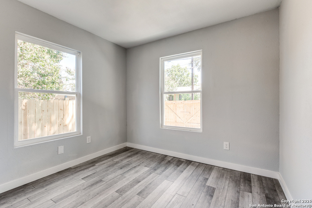2017 Lyons Street San Antonio TX 78207