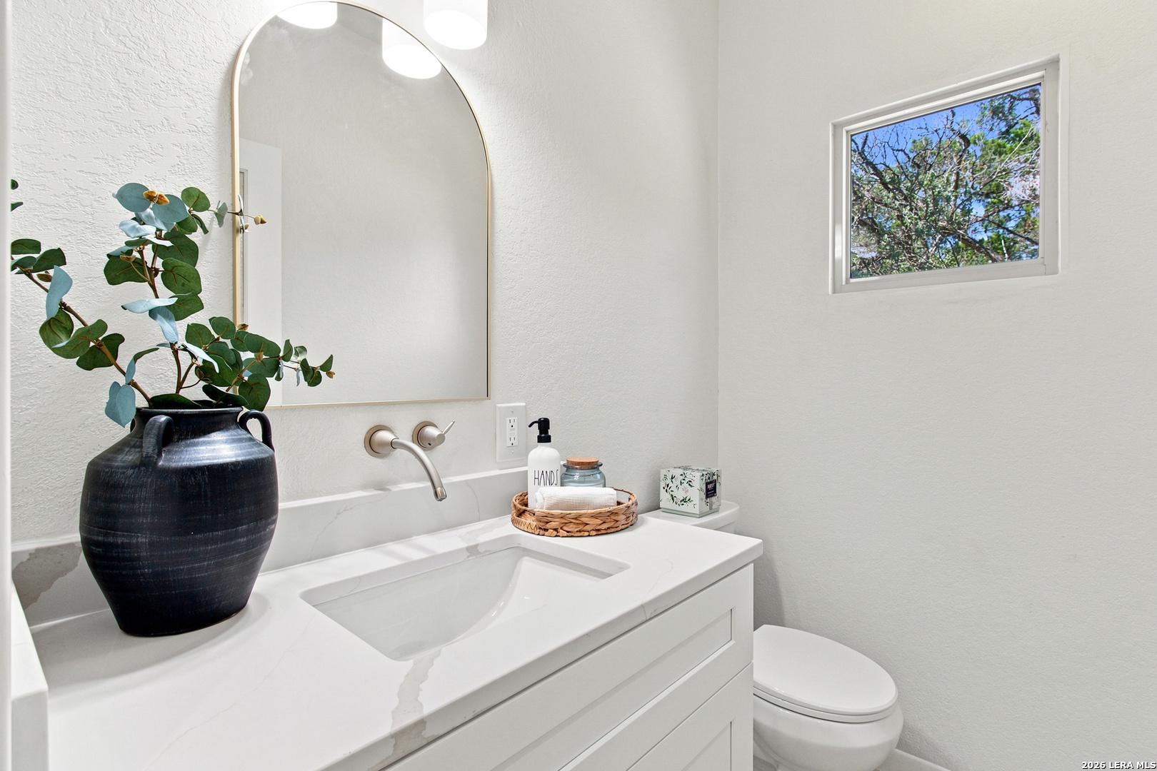 1014 Flagstone Drive San Antonio TX 78260