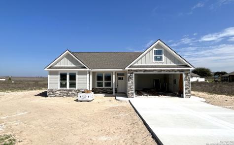 136 Turnberry Drive La Vernia TX 78121