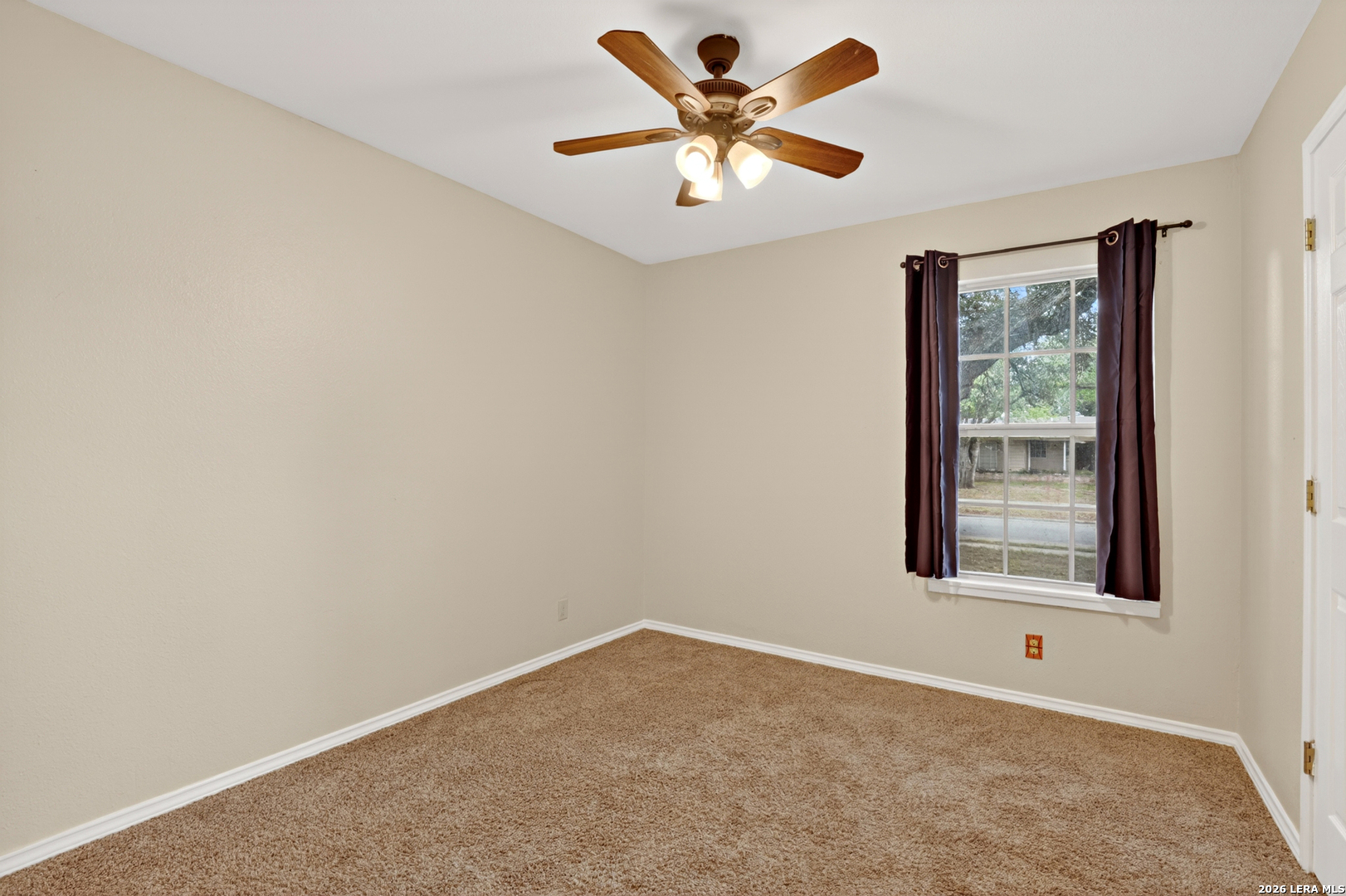1112 Maia Street Pleasanton TX 78064