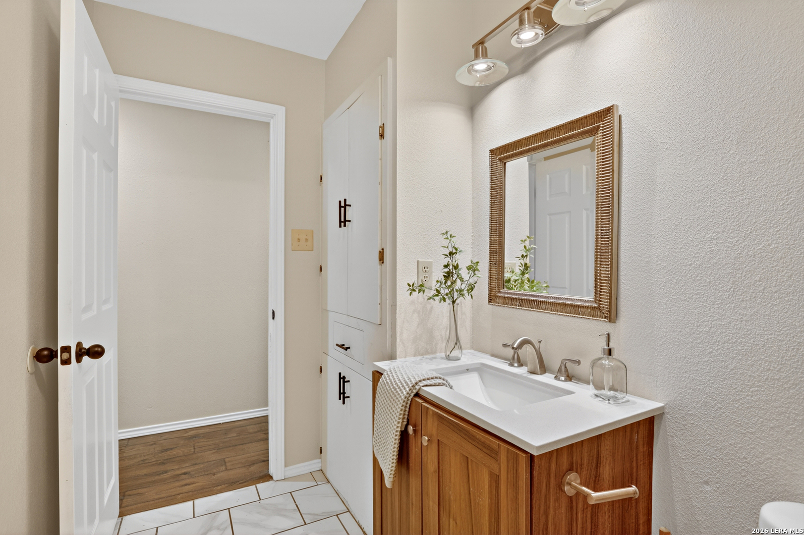 1112 Maia Street Pleasanton TX 78064