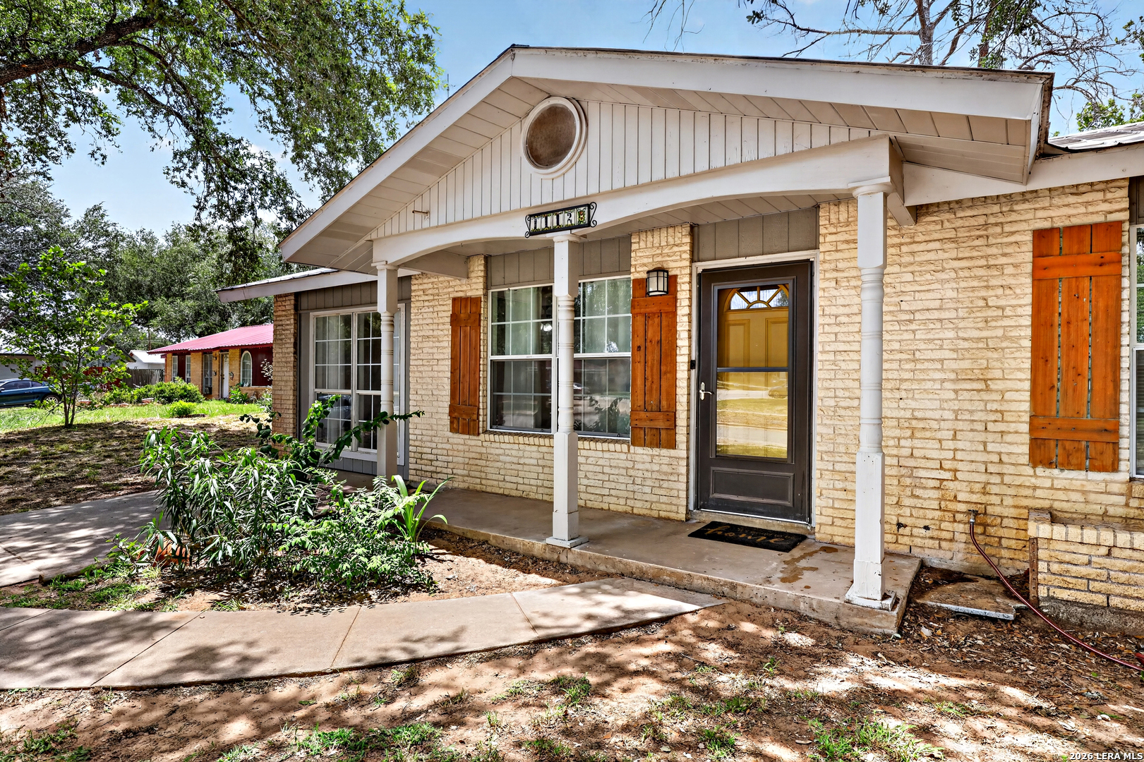 1112 Maia Street Pleasanton TX 78064