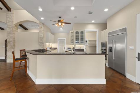 15529 Escarpment Oak Helotes TX 78023